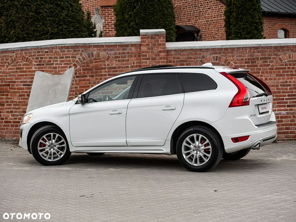 Volvo XC 60 D4 AWD Geartronic RDesign - 6
