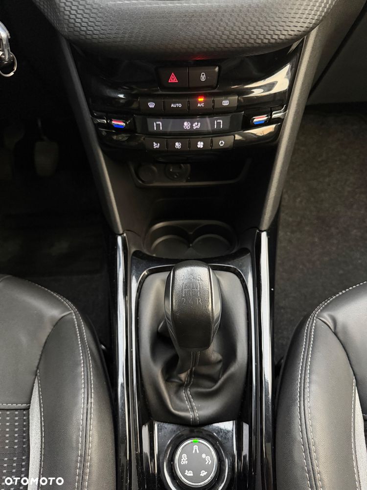 Peugeot 2008 120 VTI Allure - 14