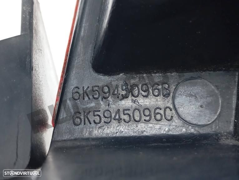 Farolim Trás Painel Direito 6k594_5096b Vw Polo Iii Classic (6v - 3