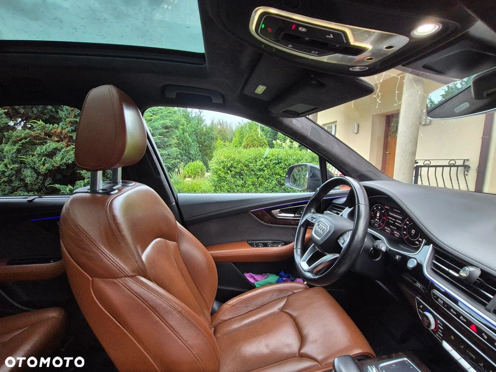 Audi Q7 - 19