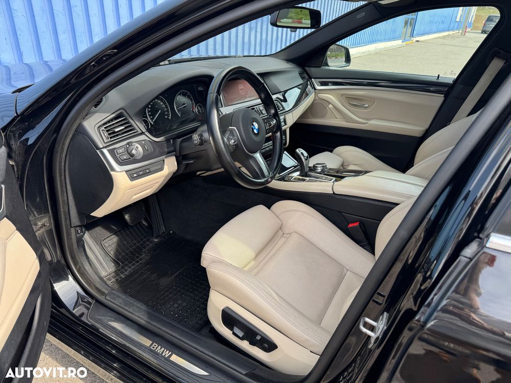 BMW Seria 5 530d xDrive - 12