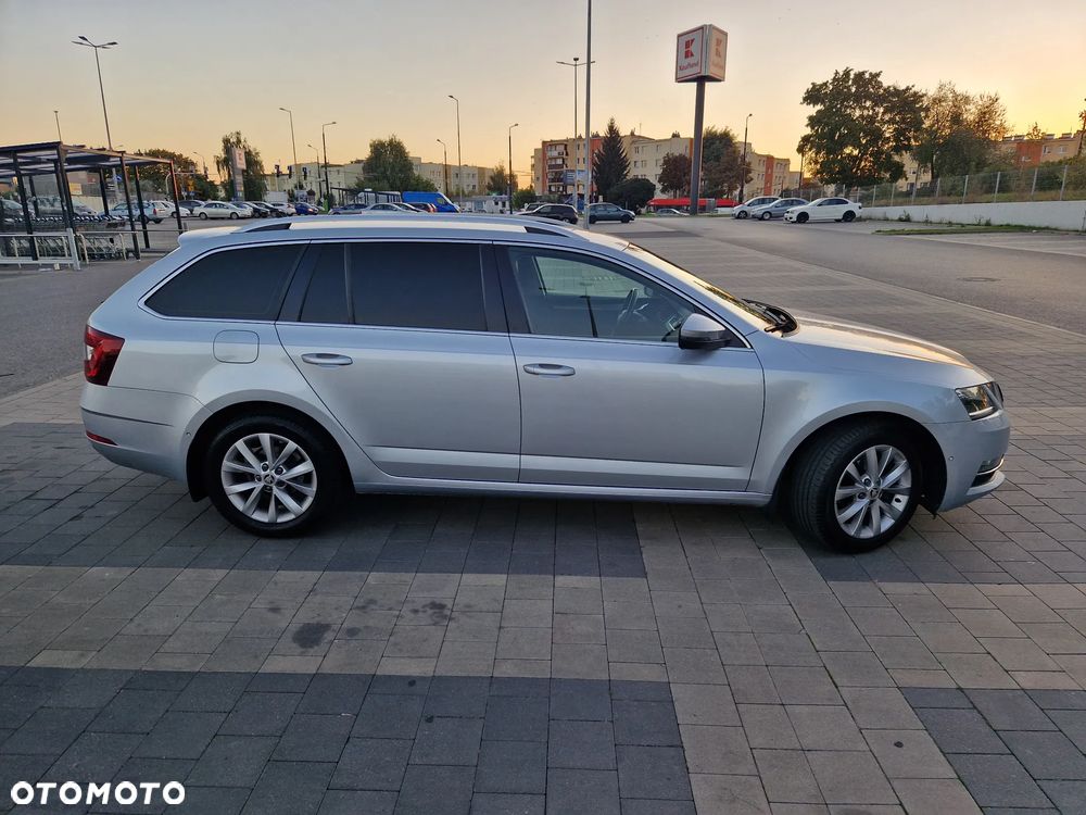 Skoda Octavia 1.6 TDI Style - 4