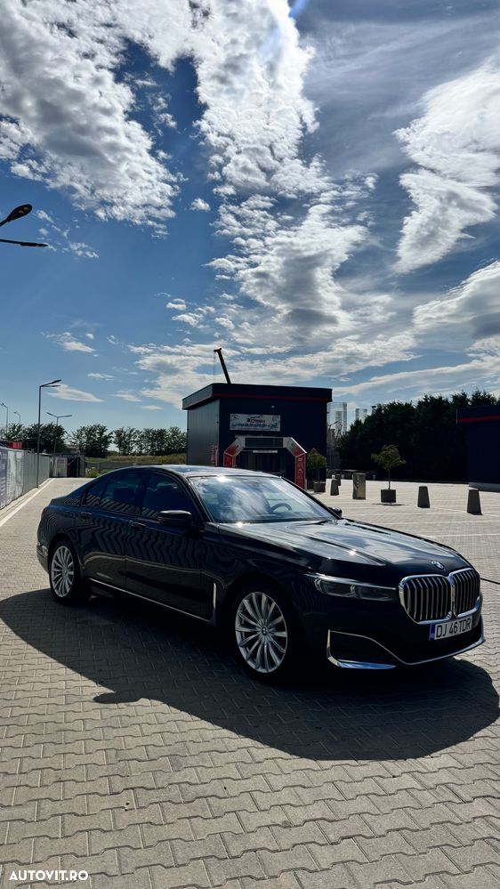 BMW Seria 7 730d MHEV - 5