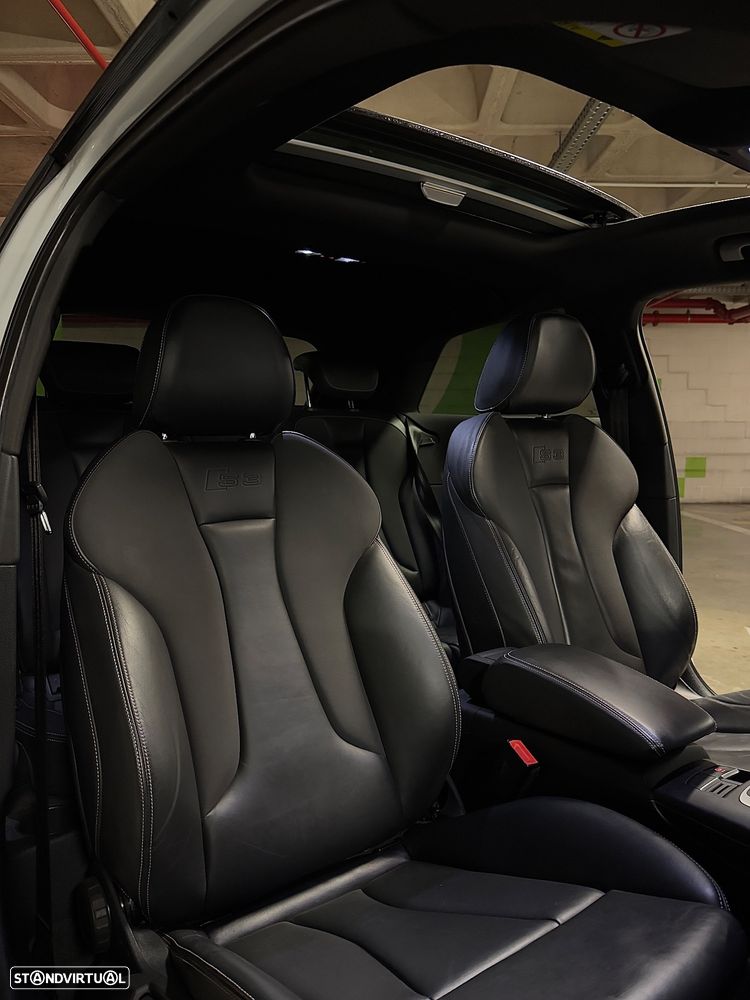 Audi S3 S tronic - 13