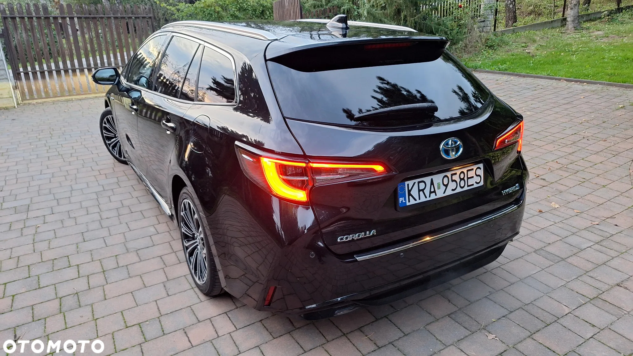 Toyota Corolla 2.0 Hybrid Style - 10