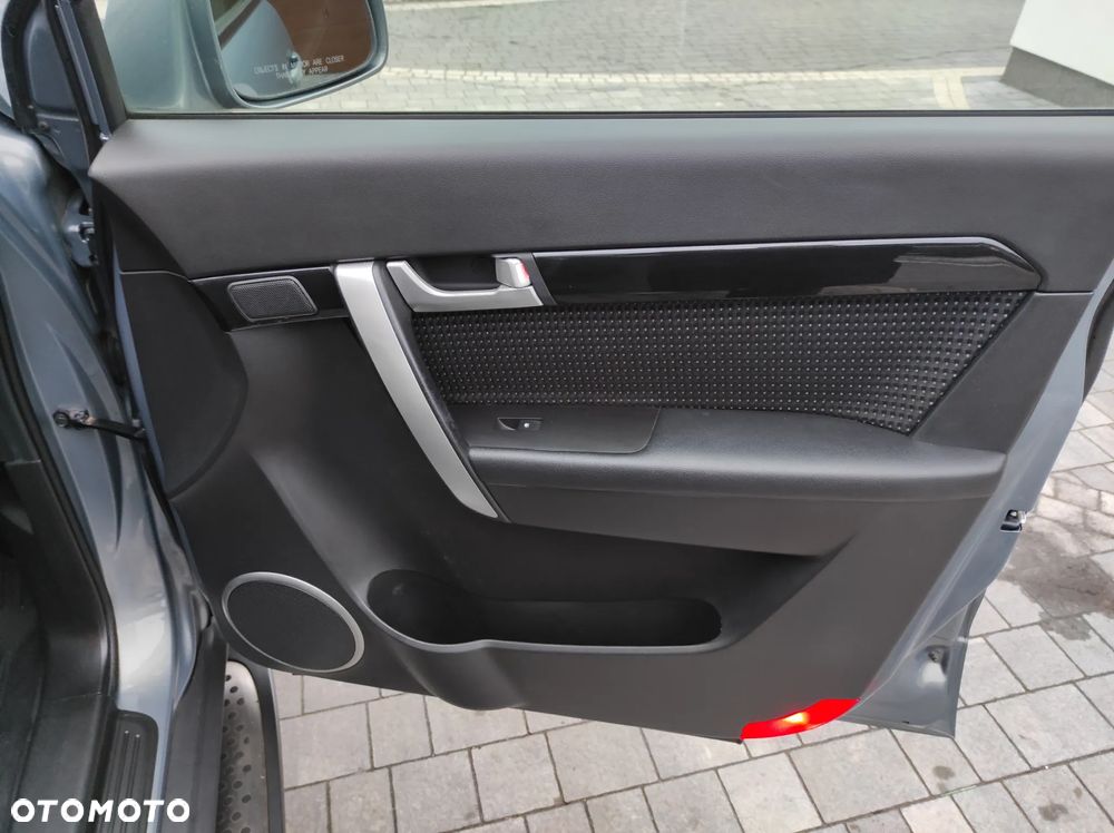 Chevrolet Captiva 2.4 2WD Travel Edition - 31