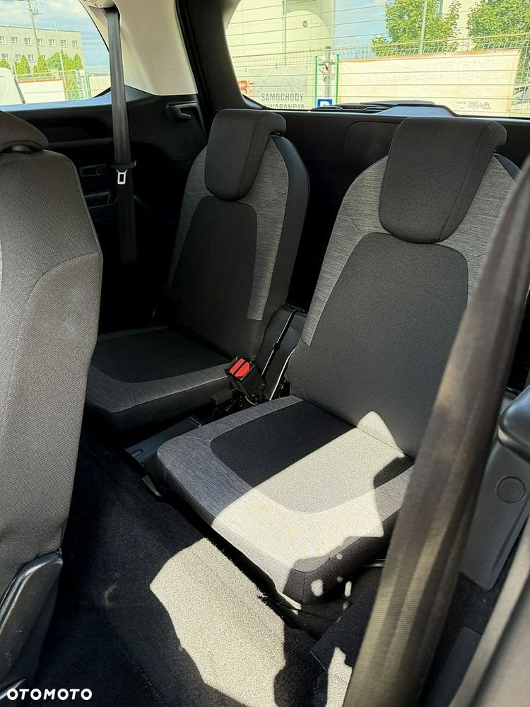 Citroën C4 Grand Picasso - 15
