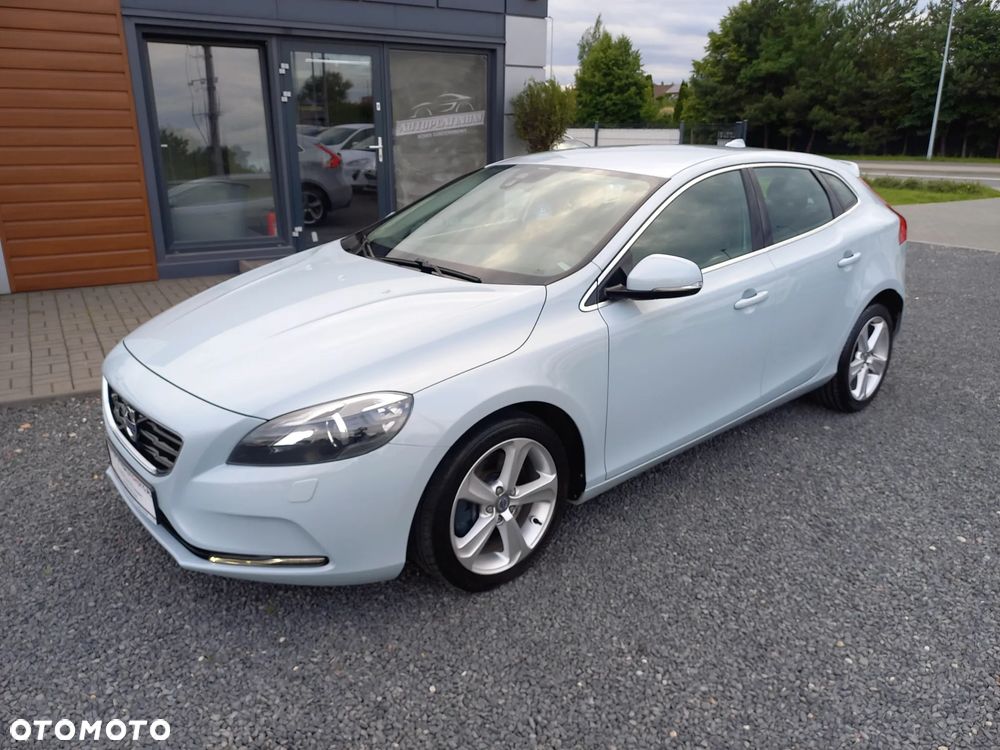 Volvo V40 D3 Momentum - 2