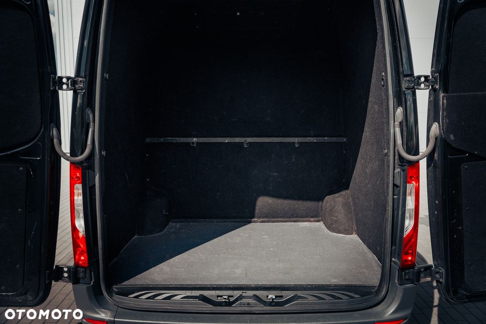 Mercedes-Benz Sprinter - 7