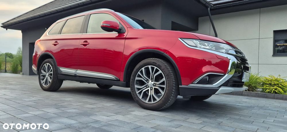 Mitsubishi Outlander 2.0 Intense + 4WD CVT - 10