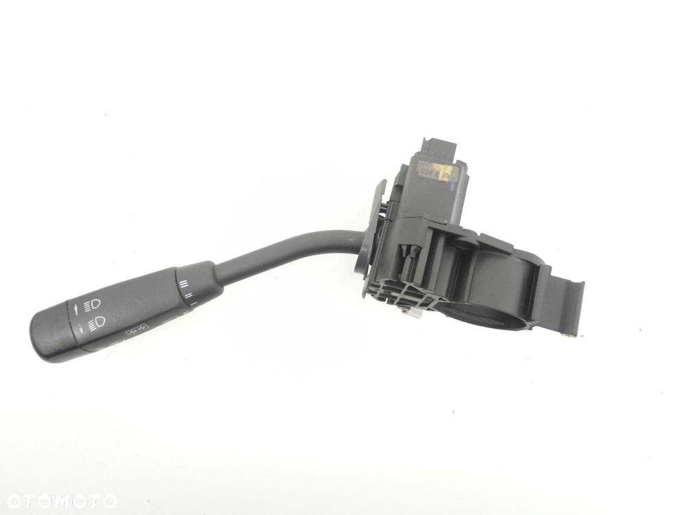 PRZEŁĄCZNIK KIERUNKOWSKAZÓW MERCEDES W168 1685450110 - 6