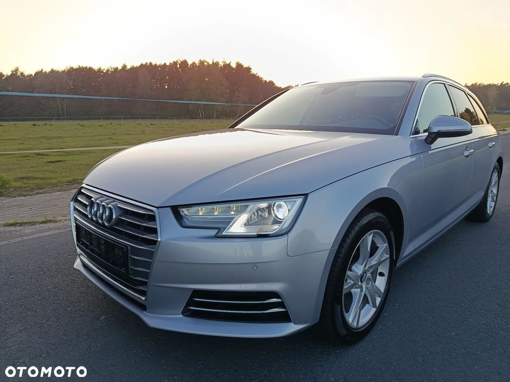 Audi A4 Avant 2.0 TFSI ultra S tronic sport - 29