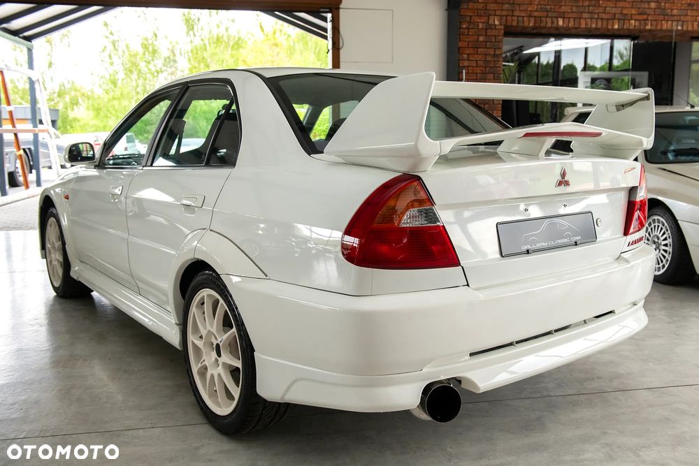 Mitsubishi Lancer Evolution - 4