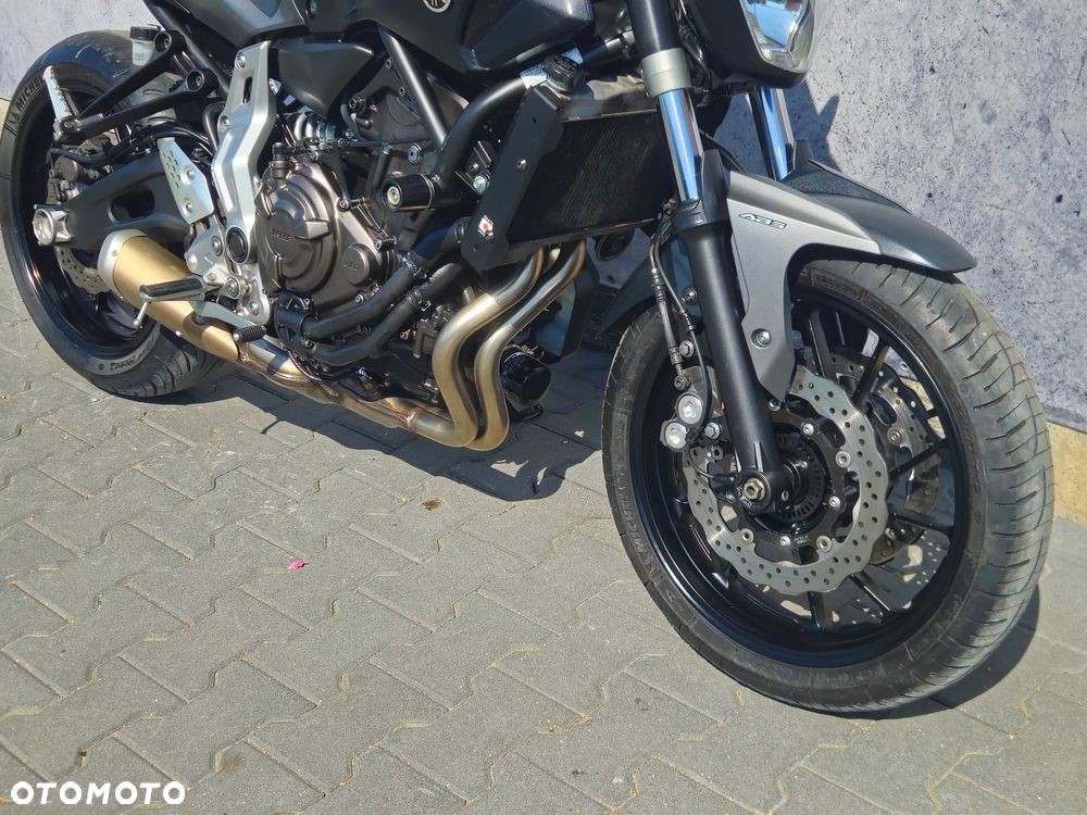 Yamaha MT - 30