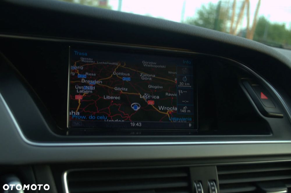 Audi A4 Avant 2.0 TDI - 15