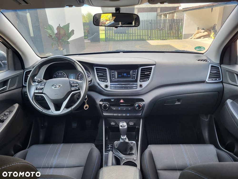 Hyundai Tucson 1.6 GDI BlueDrive Classic 2WD - 36