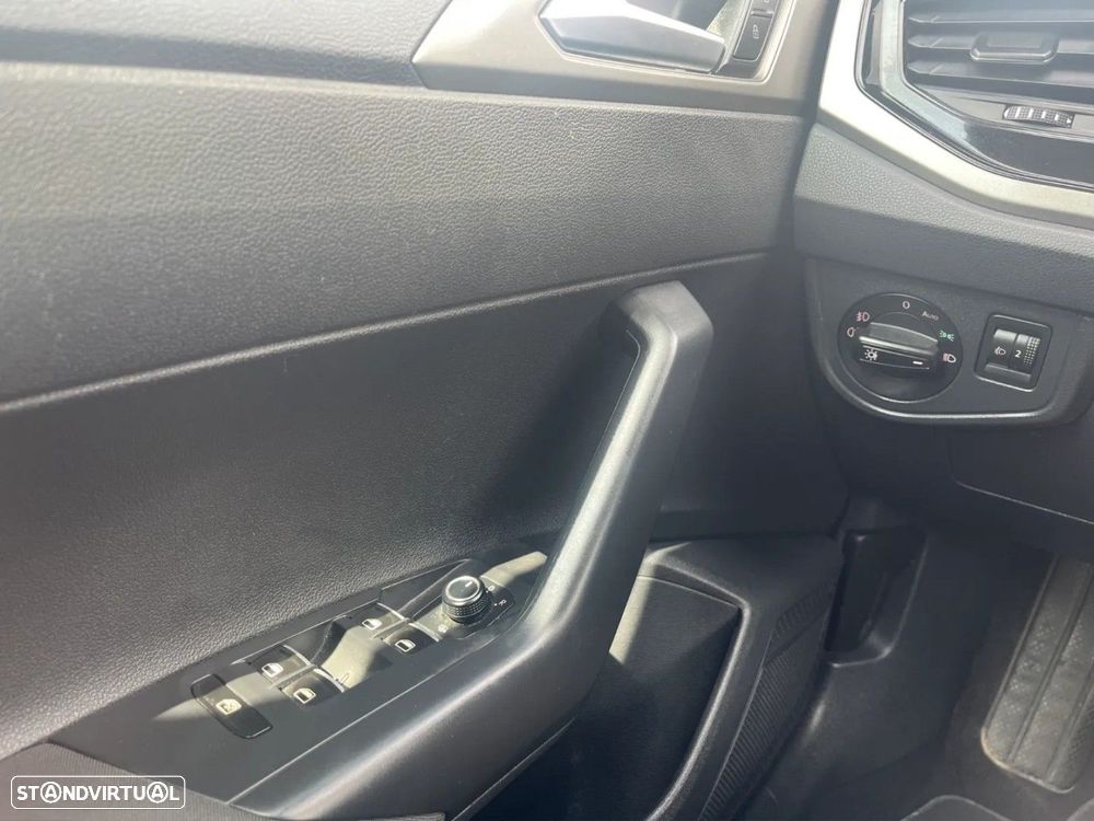 VW Polo 1.0 Confortline - 12