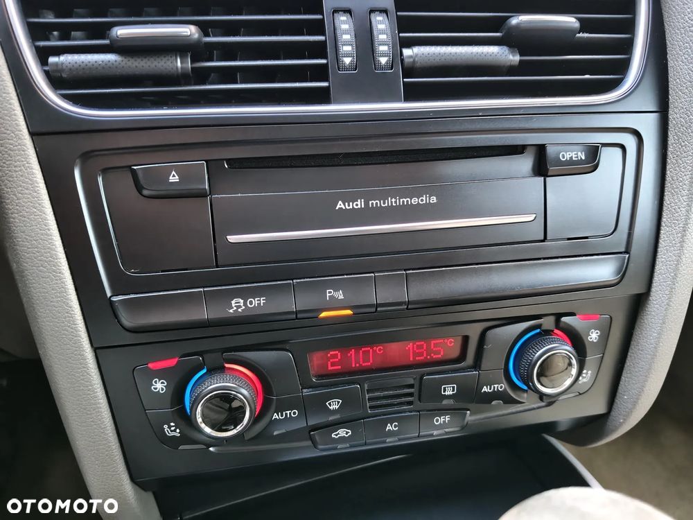 Audi A5 Coupé 2.7 TDI Multitronic - 13