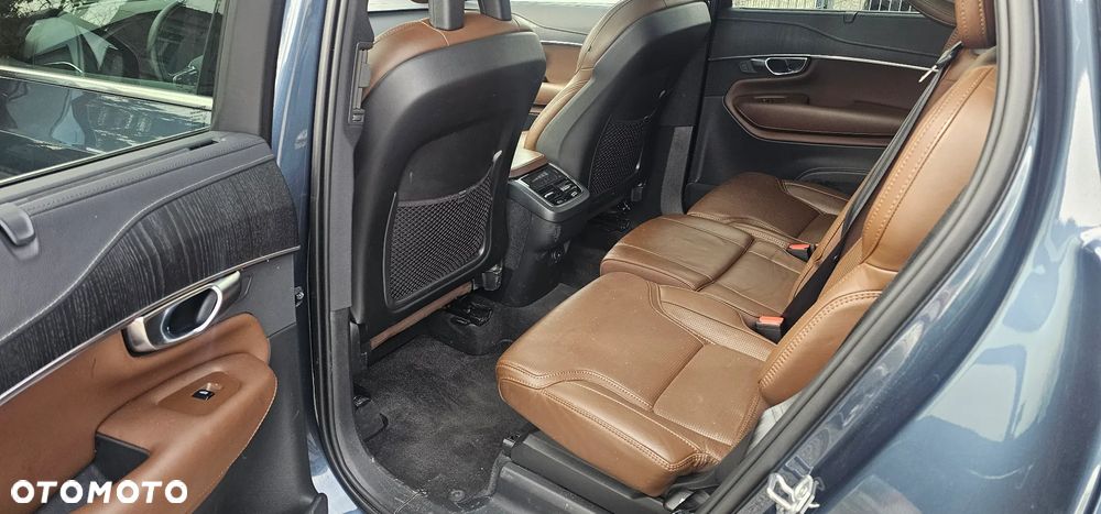 Volvo XC 90 D5 SCR AWD Inscription 7os - 9