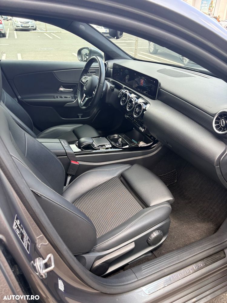 Mercedes-Benz A 180 - 4