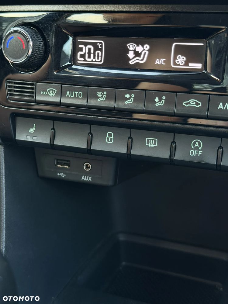 Skoda RAPID - 17