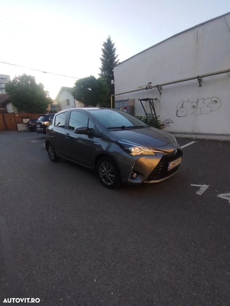 Toyota Yaris - 5