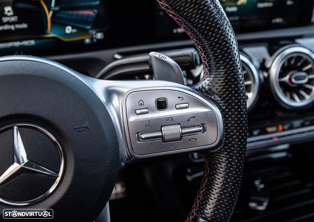 Mercedes-Benz A 35 AMG 4Matic Speedshift DCT 7G Advanced-Plus - 30