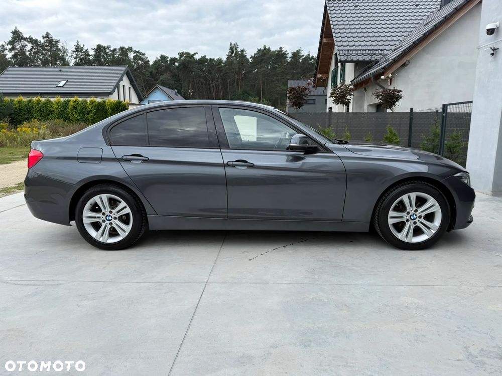 BMW Seria 3 318i GPF Sport Line - 6