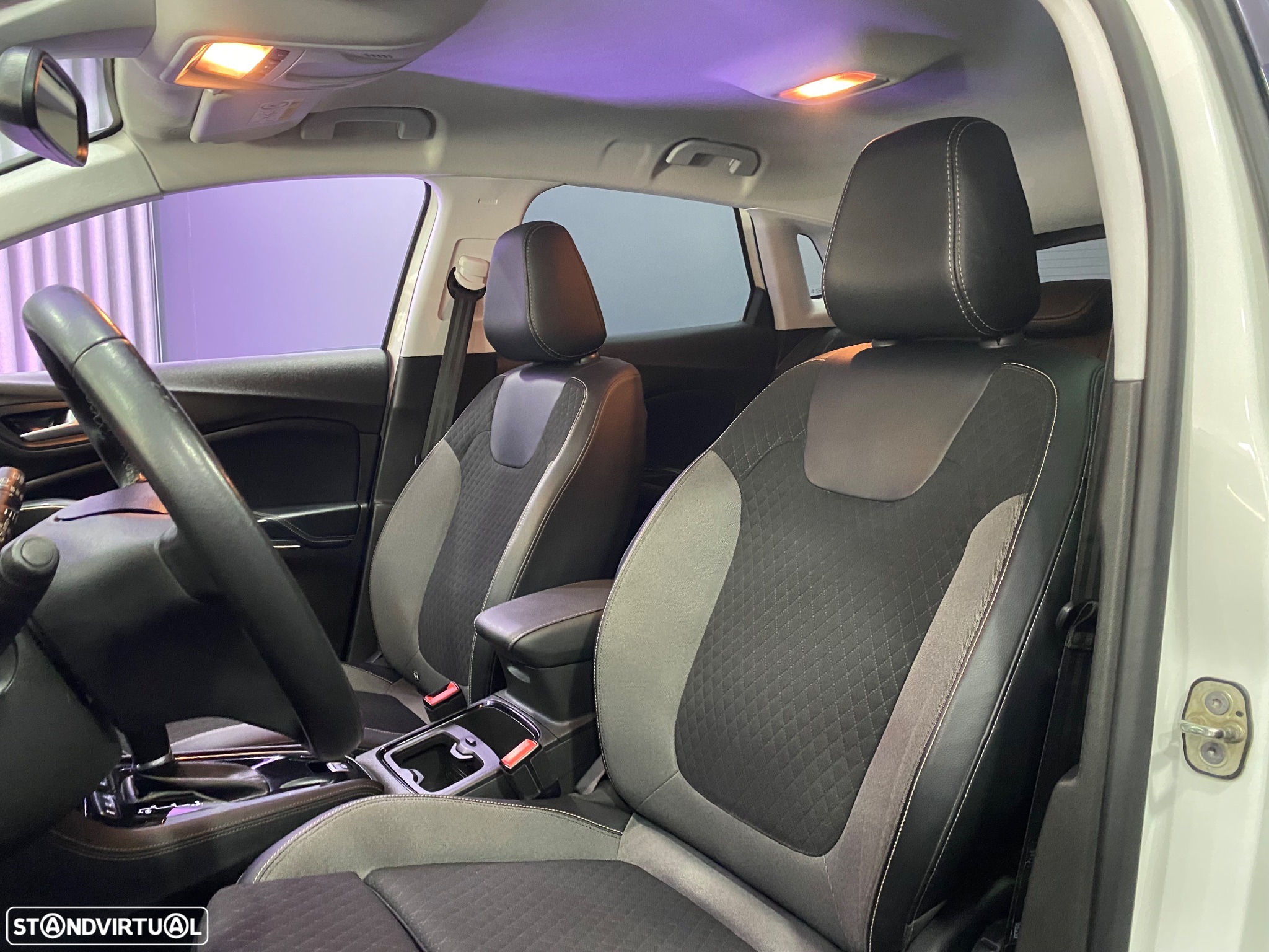 Opel Grandland X 1.5 CDTI Innovation AT - 27