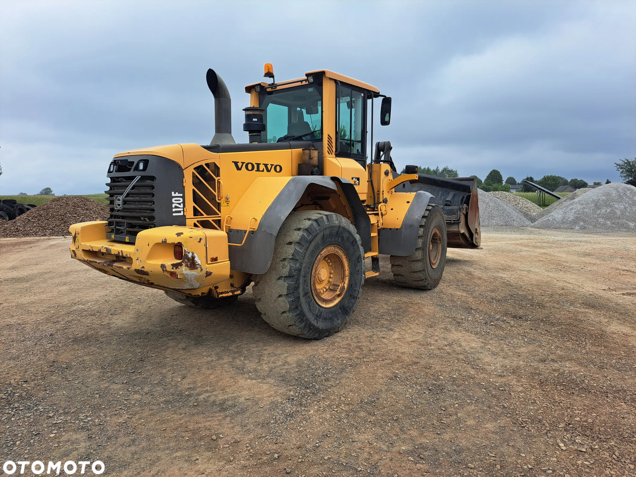 Volvo L120F - 5