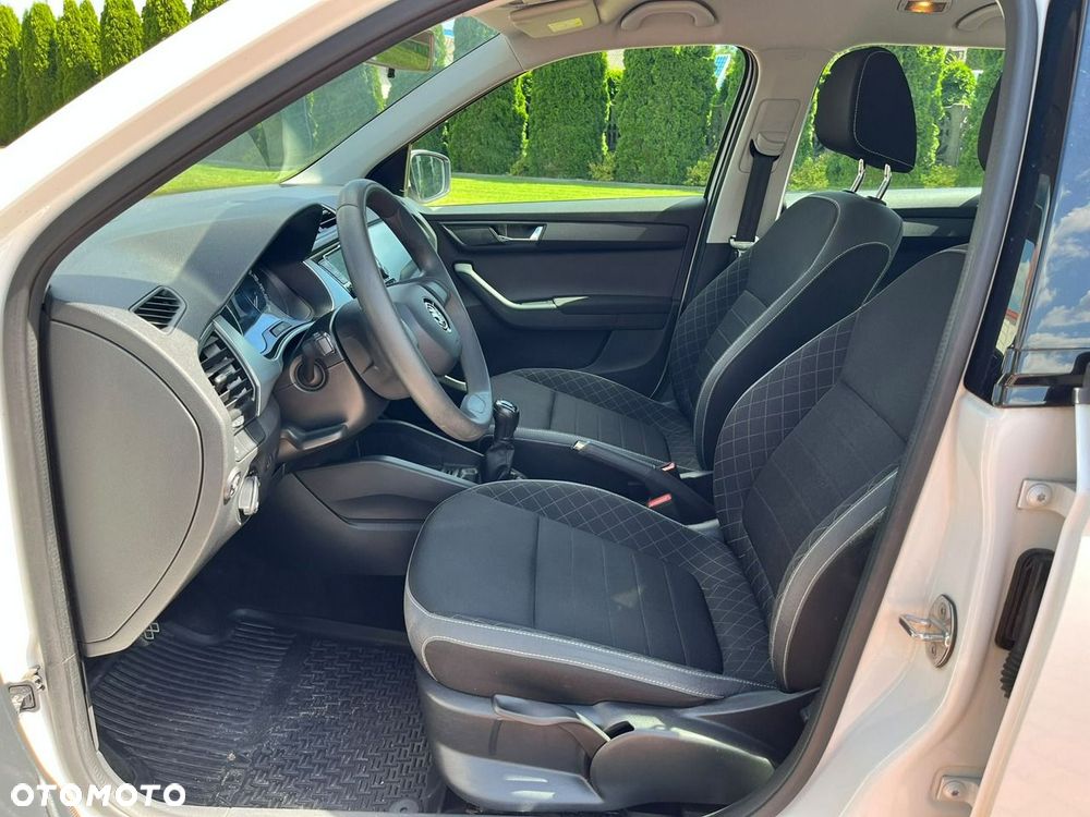 Skoda Fabia 1.0 Ambition - 32