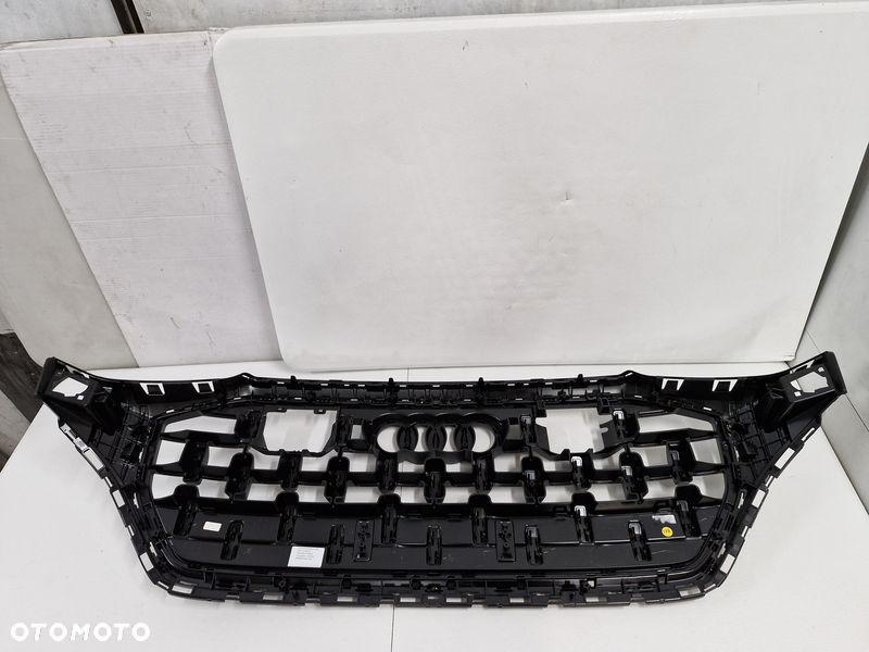 audi q8 sq8 4m s-line grill atrapa zderzaka przód chłodnicy czarna 4m8853651bq - 5