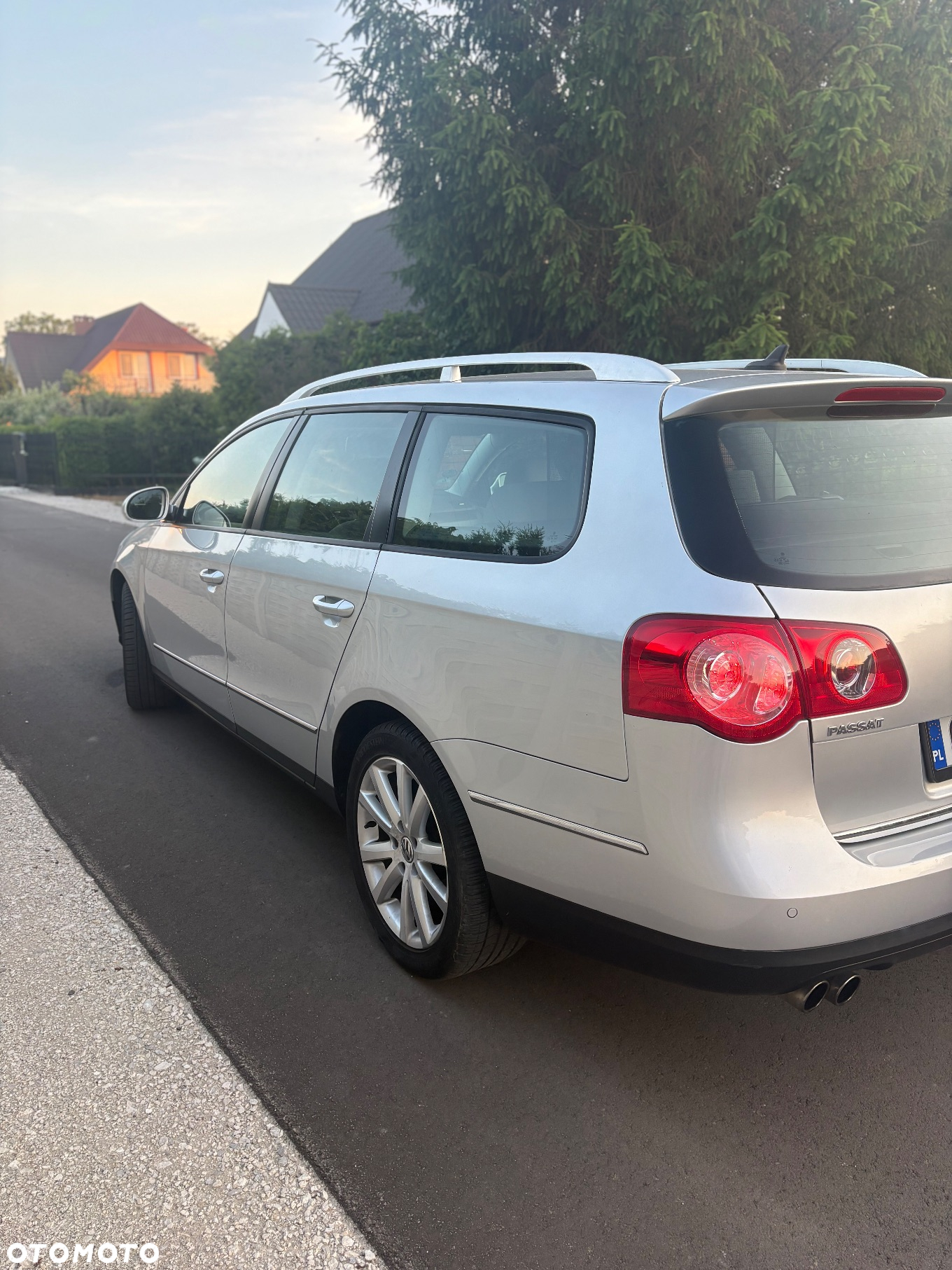 Volkswagen Passat 2.0 FSI Sportline - 4