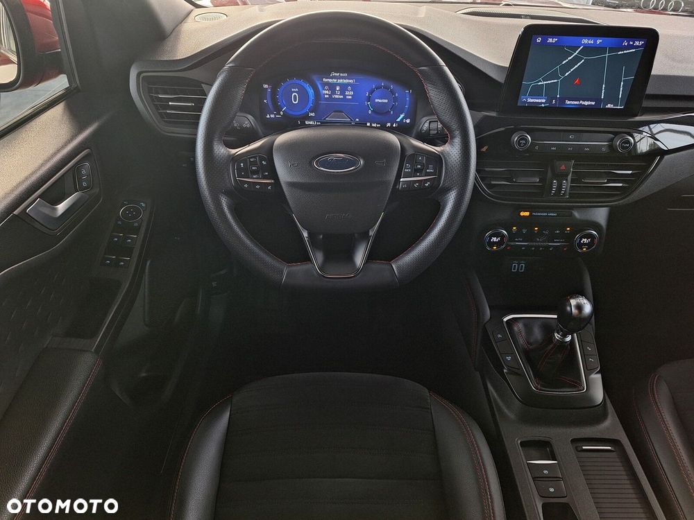 Ford Kuga 1.5 EcoBoost FWD ST-Line X - 24