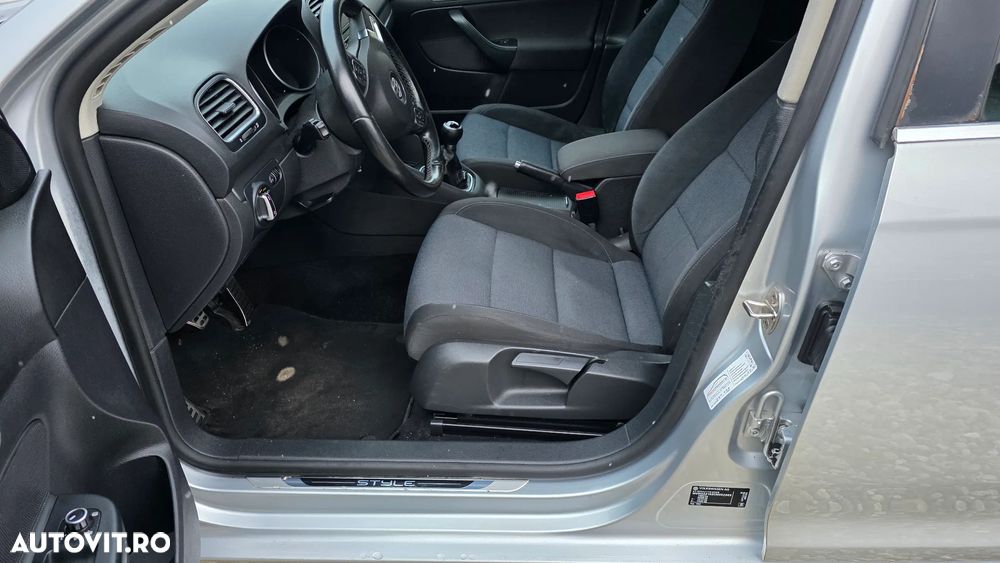 Volkswagen Golf 1.6 TDI BlueMotion Technology Comfortline - 3