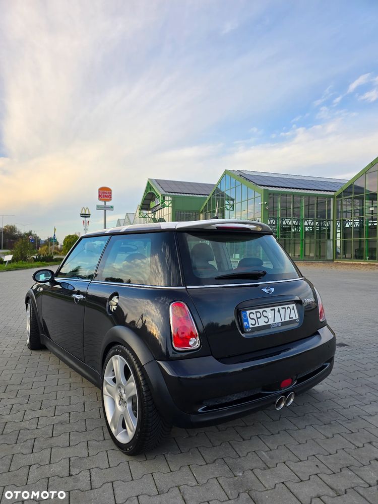 Mini Cooper S 2005 photo 2