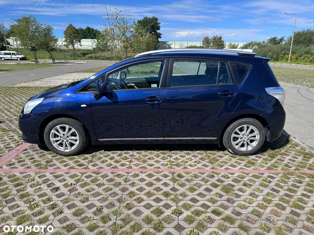 Toyota Verso - 3