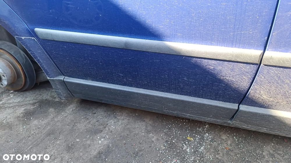 35515 Volkswagen passat b5 fl 2.3v5 na części skrzynia EAA lakier LC5X - 15