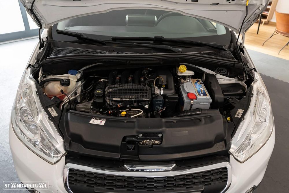 Peugeot 208 1.2 VTi SE Style - 8