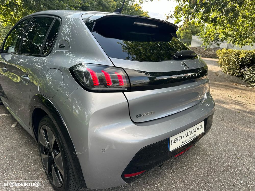 Peugeot e-208 50 kWh GT Line - 16