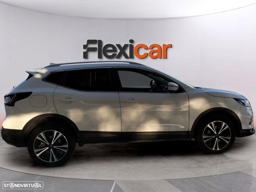 Nissan Qashqai 1.5 dCi N-Connecta J17 DCT - 3
