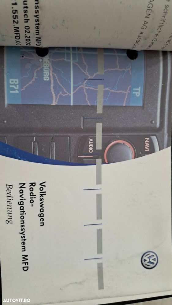 Volkswagen Passat 1.6 Comfortline - 14