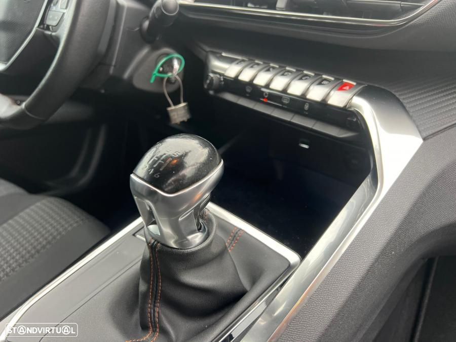 Peugeot 3008 1.5 BlueHDi Active - 11