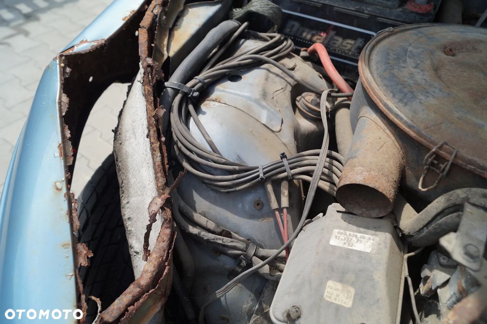 Mercedes-Benz W123 - 18