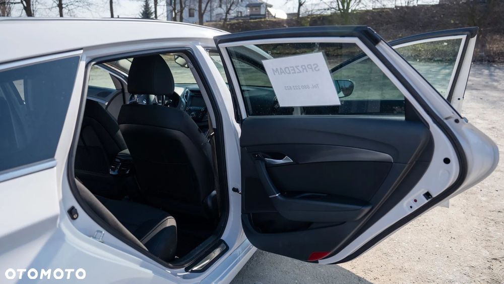 Hyundai i40 Kombi 1.7 CRDi Style - 11