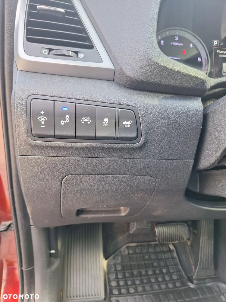 Hyundai Tucson 1.7 CRDI BlueDrive Premium 2WD DCT - 11