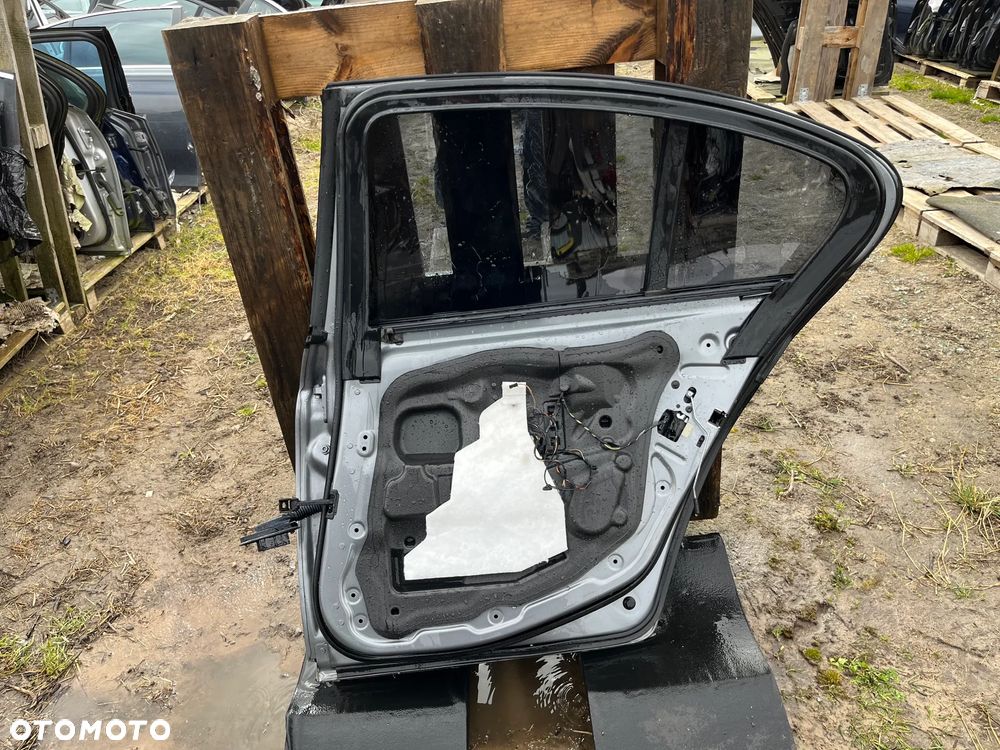 BMW F10 F11 DRZWI PRAWY TYŁ SPACE GRAY A52 - 5