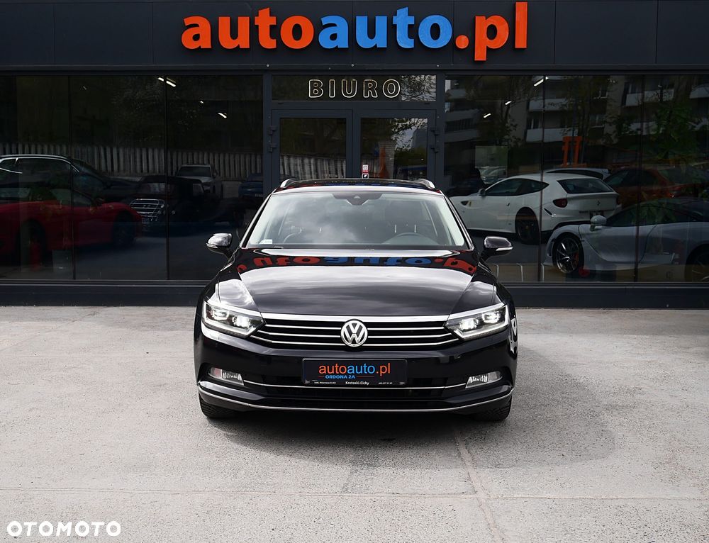 Volkswagen Passat - 2