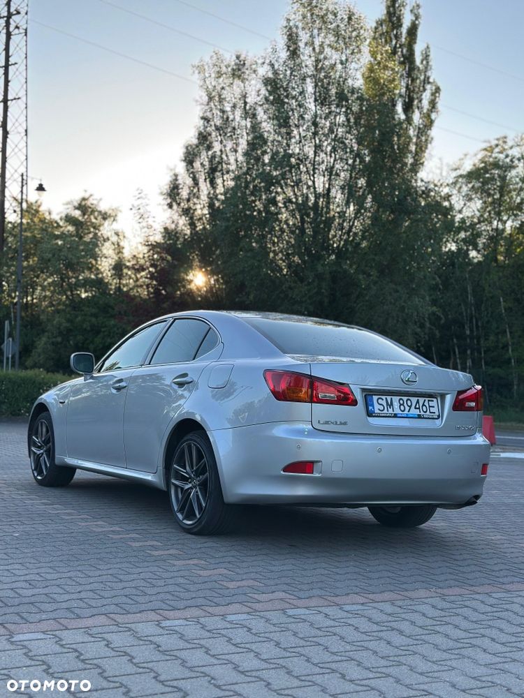 Lexus Inny - 2