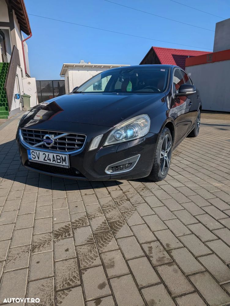Volvo S60 D3 Start-Stop Momentum - 1